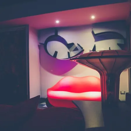 Hotel D'autore Art Design Gallery
